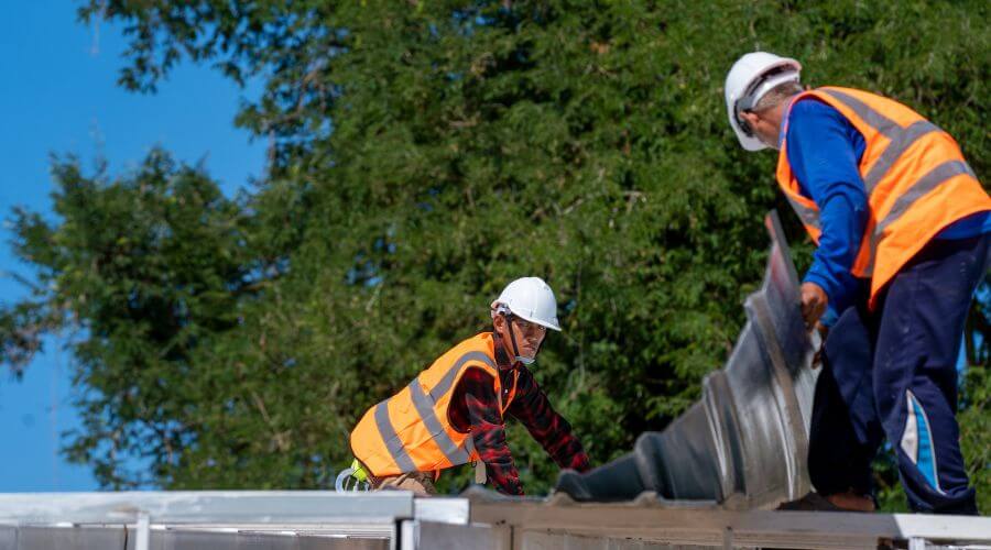 Expert Emergency Roof Repairs services in Martha, KY